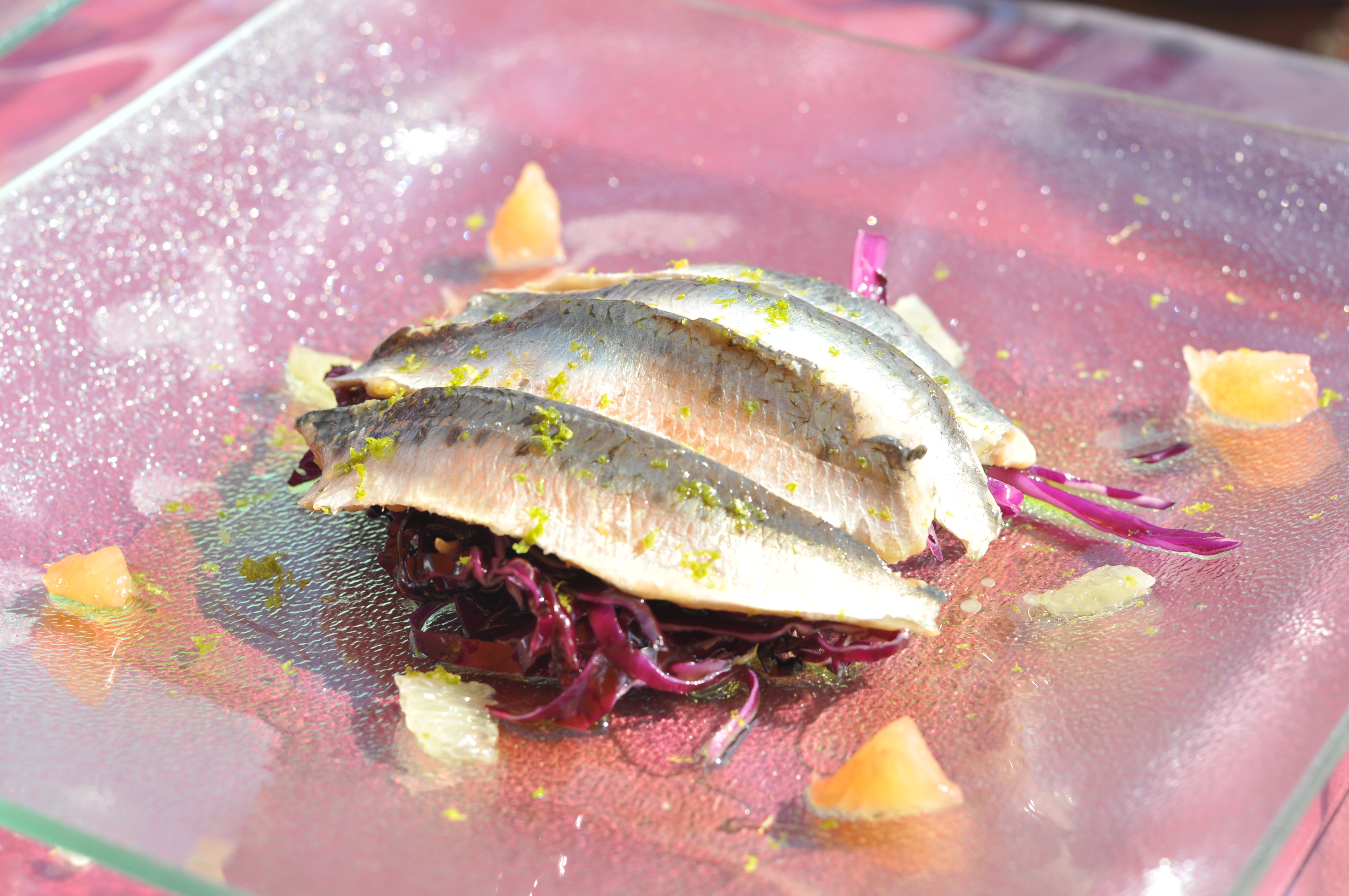 Recette : Sardines de La Cotinière marinées à l'huile, agrumes et légumes crus